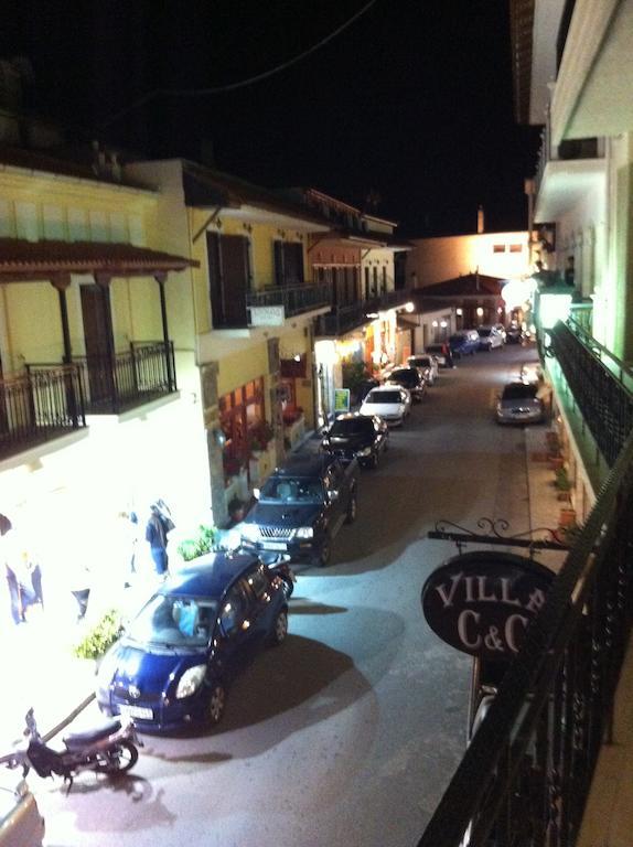Villa C & C Delphi Rum bild